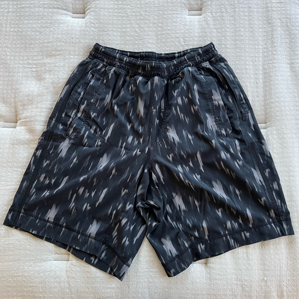 Lululemon pace breaker lined short 9”